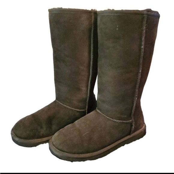 UGG Classic Tall Boots - Picture 6 of 7